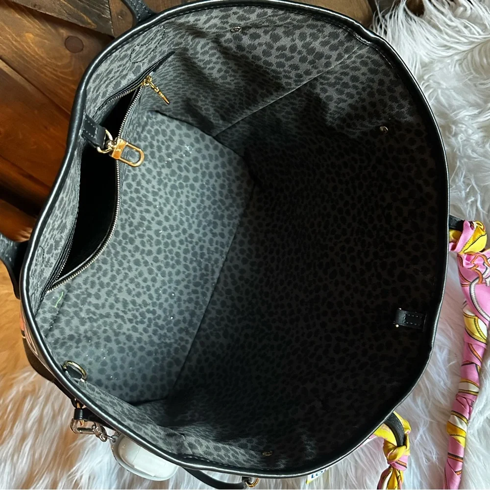 💖TRADE💖Limited Edition Louis Vuitton Wild at Heart Neverfull MM black - Picture 6 of 12